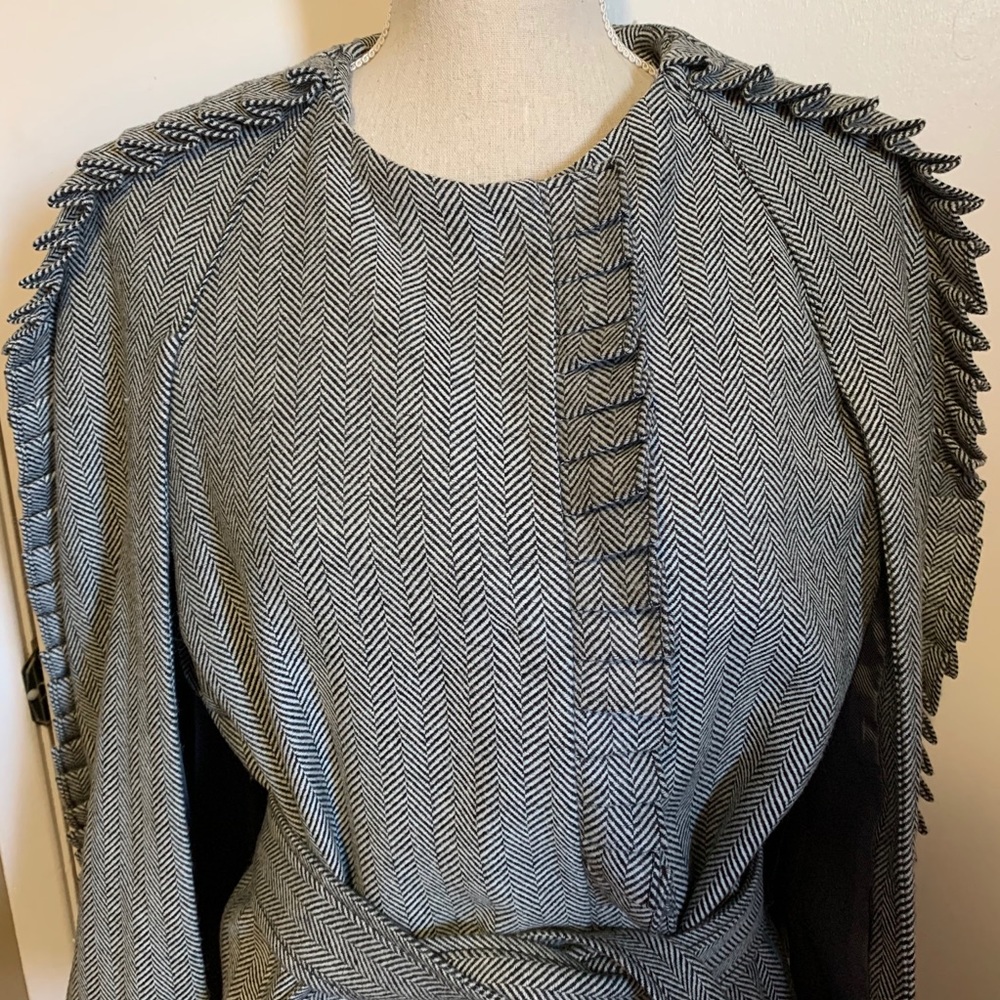 Banana Republic Olivia Palermo Cape Coat Large